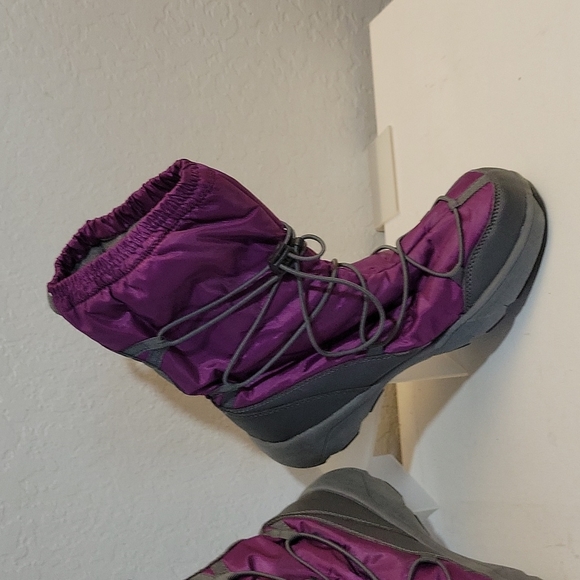 LANDS END Fushia Winter Bungie Boots 9B - Picture 3 of 11